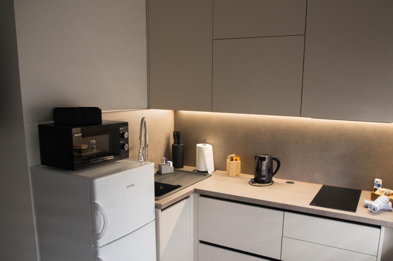 Studio Apartman Suburban Visnjevac Exteriör bild